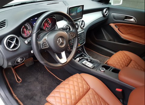 Mercedes CLA A180. Navigation,Multimedia, Back Camera.